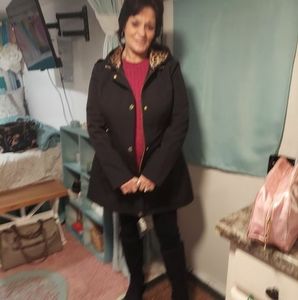 Meet your Posher, Shari